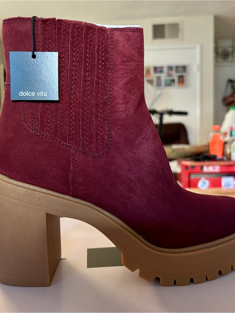 Dolce Vita Caster H2O Maroon Suede Platform Chelsea Boots Size 7.5 Waterproof NI